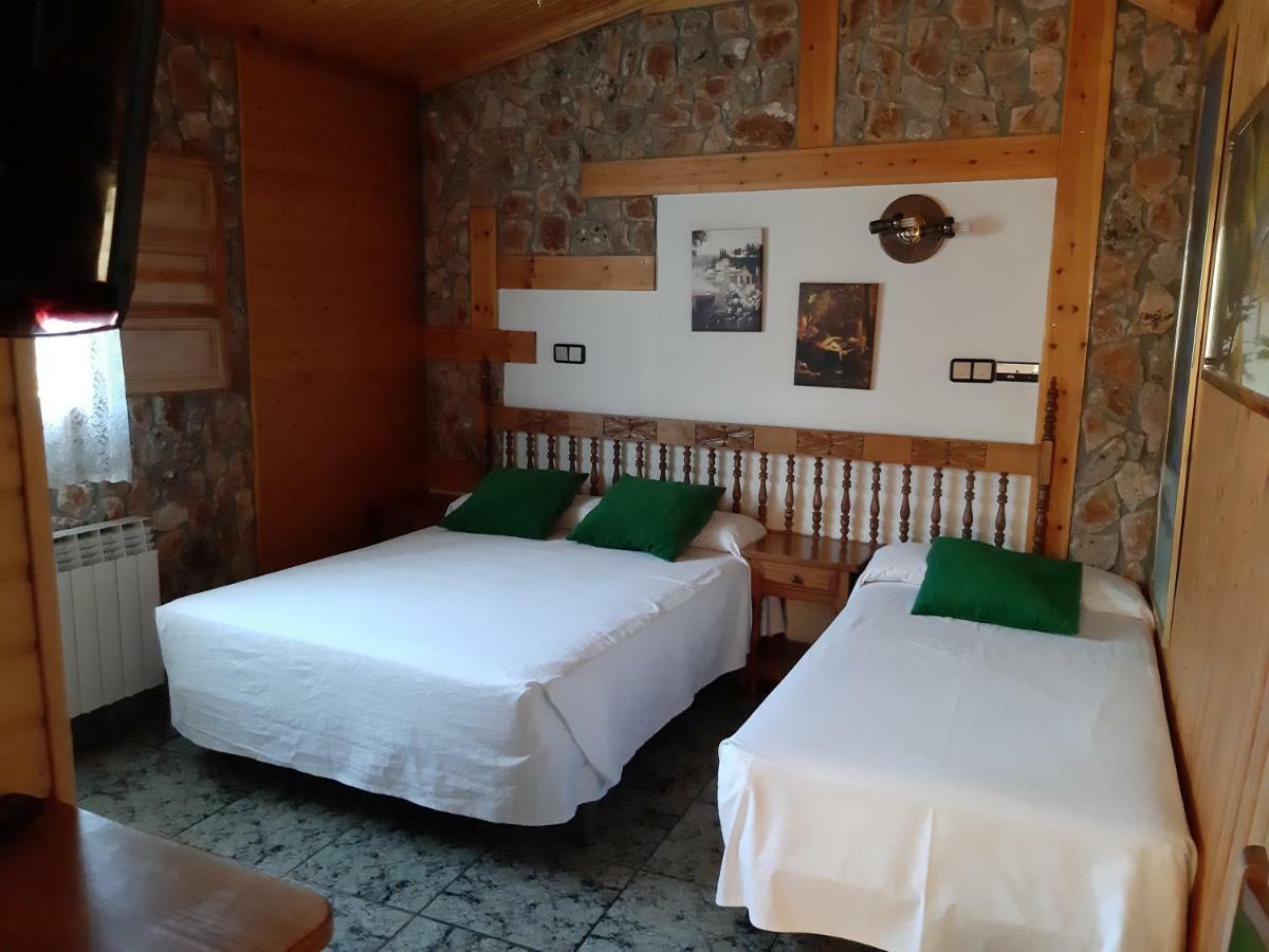 Picon Del Conde Hotel Monasterio de Rodilla Екстериор снимка