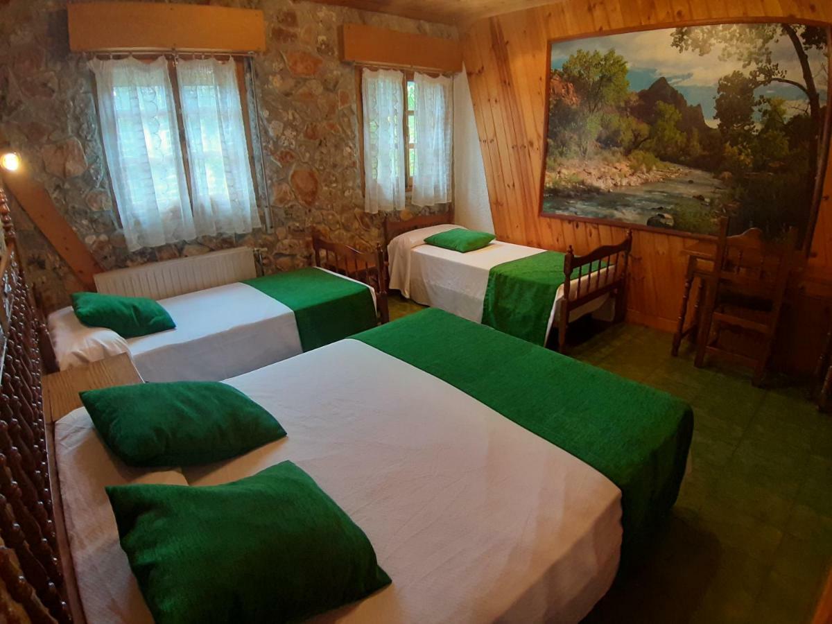 Picon Del Conde Hotel Monasterio de Rodilla Екстериор снимка